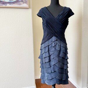 Adrianna Papell Dress Size 8 Navy Blue Tiered Layered Ruffle V Neck Cap Sleeve